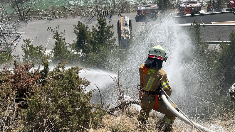 Flächenbrand in der Fließer Au