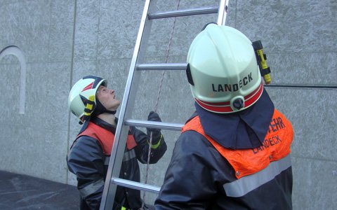 Erster feuerwehrinterner Bewerb für Erstangriff im Brandfall