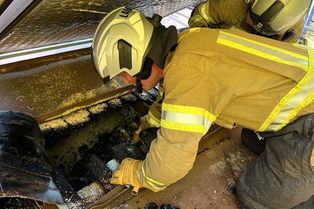 Dachstuhlbrand nach missglückter Wespennest-Entfernung