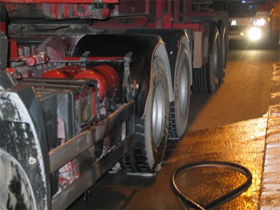 strenger-tunnel2_lkw3.jpg