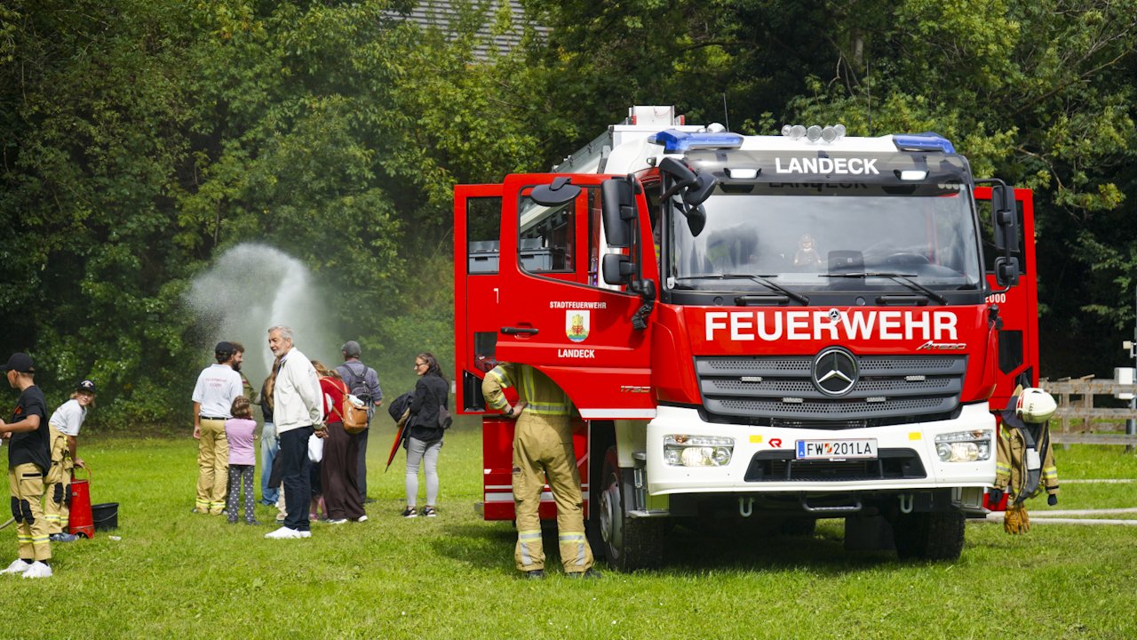 Tag der offenen Tür - 150 Jahre Feuerwehr Landeck (12).jpg