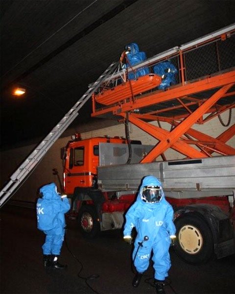 Gefahrenstoffübung im Pianner Tunnel