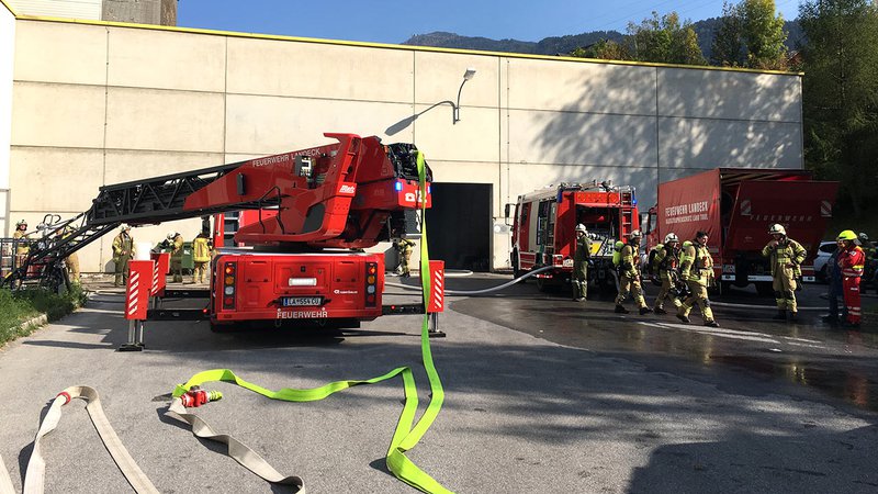 Maschinenbrand in einem Industriebetrieb in Landeck