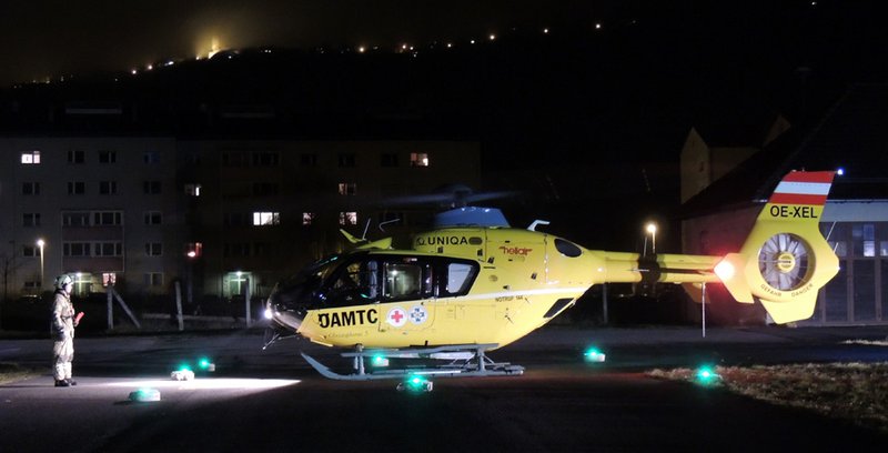 Feuerwehr Landeck organisiert eine Nachtlandeübung