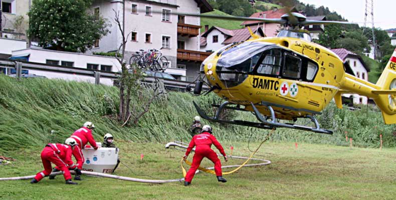 Gemeinsame Übung der Feuerwehr Landeck mit dem "C5"