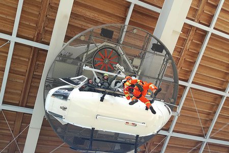 Landecker Feuerwehr-Flughelfer in Bad Tölz (D) auf Ausbildung