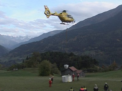 Waldbrand oberhalb von Grins