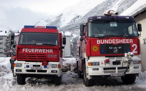 Flugübung für die Feuerwehr Landeck in der Pontlatzkaserne