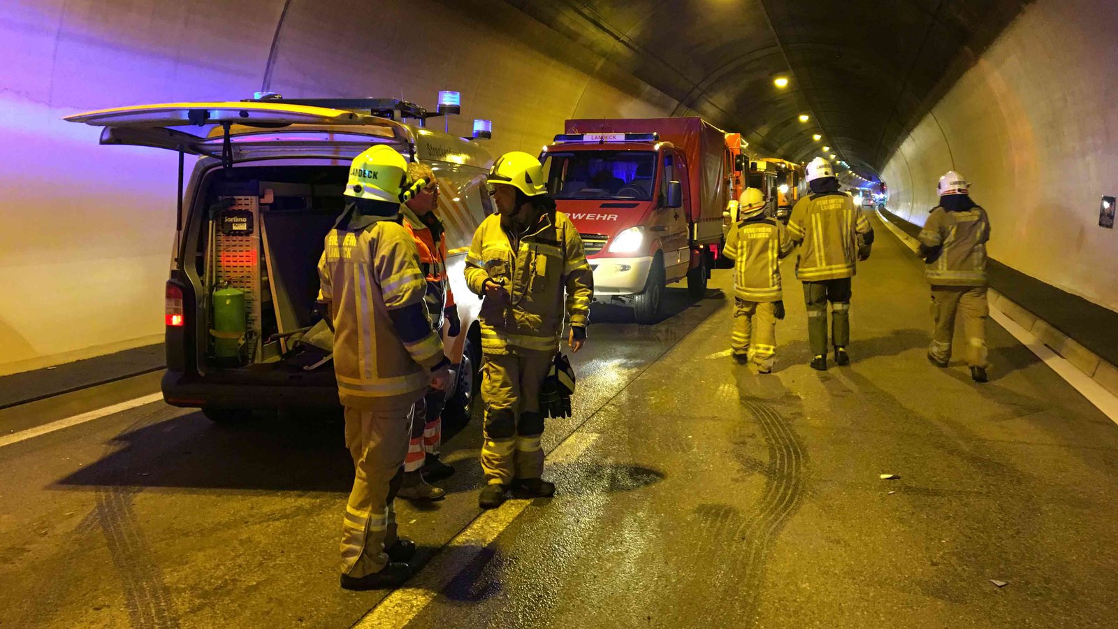 VU-Strenger_Tunnel_LKW15.jpg