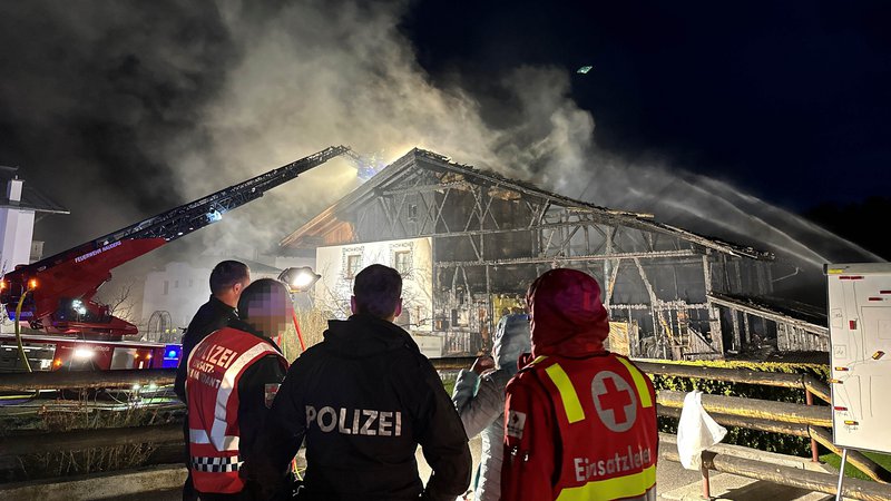Großbrand auf Bauernhof in Nauders