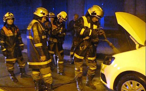 PKW-Brand im Perjentunnel