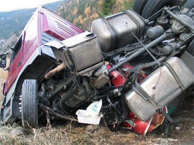 lkw-unfall_reschenstrasse4.jpg