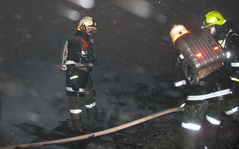 Löschtraining im Roppener Tunnel