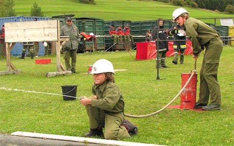 Teambewerb der Jugendfeuerwehren in Pettneu