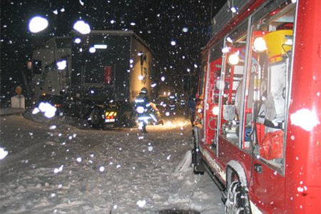 LKW-Unfall auf der S16