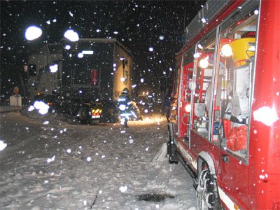 LKW-Unfall auf der S16