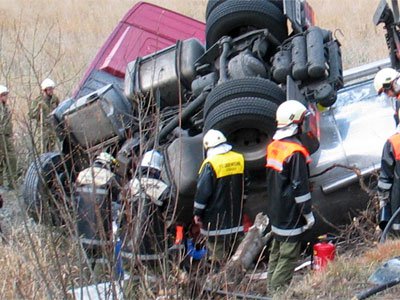 lkw-unfall_reschenstrasse5.jpg