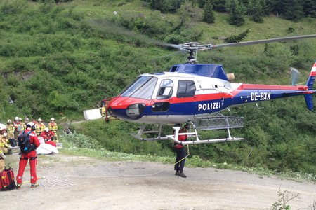 Blitzschlag führte zu Waldbrand oberhalb von Kappl