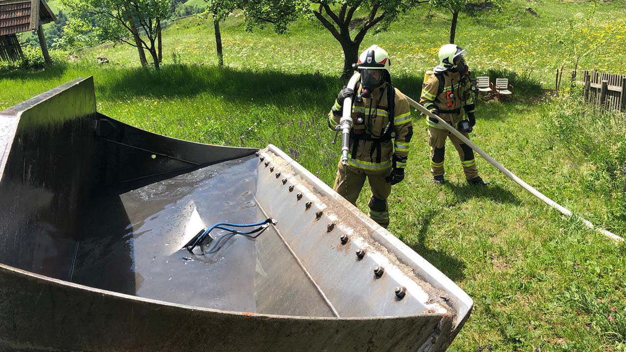 gebaeudebrand-in-fliess-13.jpg