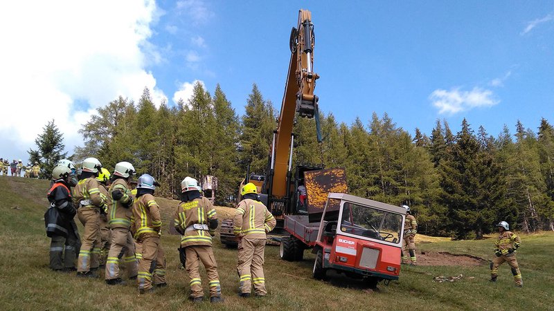 Traktorbergung Dawinalpe Strengen