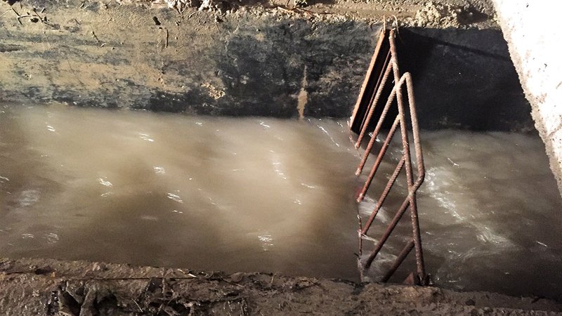 Unterirdischer Bewässerungskanal führte zu Wasserschaden