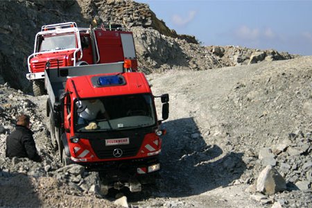 Landecker Erfolg bei der Mercedes-Benz Feuerwehr Allrad Challange