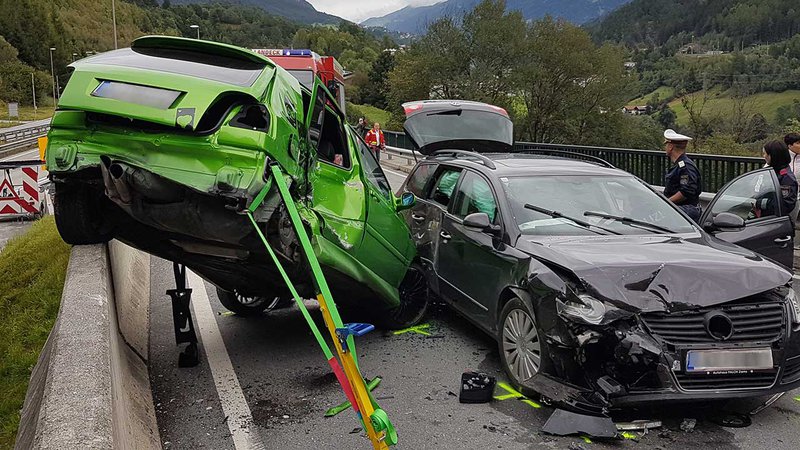 Verkehrunfall bei Pians mit 2 Verletzten