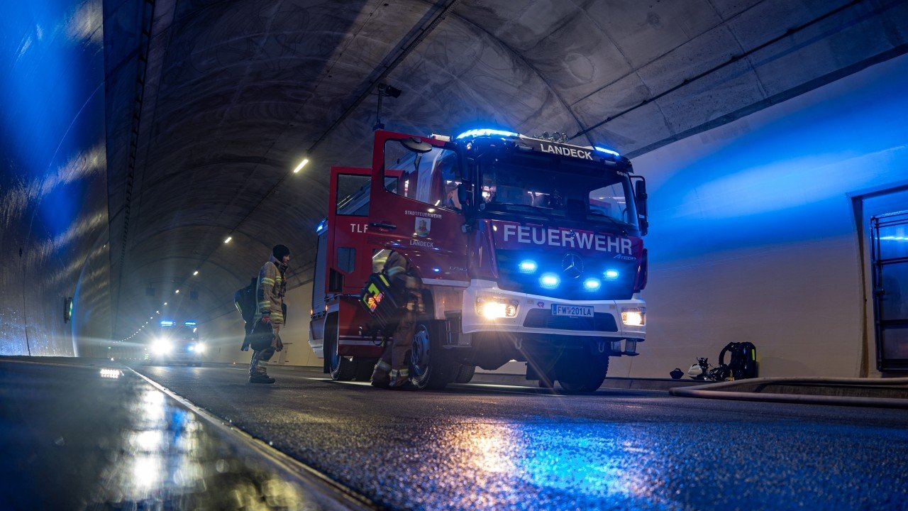 Tunnelübung - Perjen Tunnel, (c) Feuerwehr Landeck (7).jpg