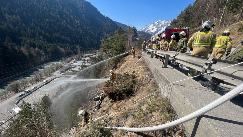 Flächenbrand in der Fließer Au