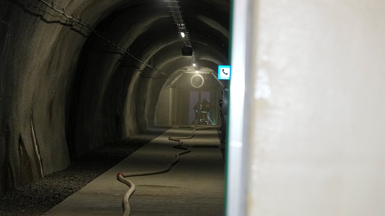 Tunnelübung - Perjen Tunnel, (c) Feuerwehr Landeck (3).jpg