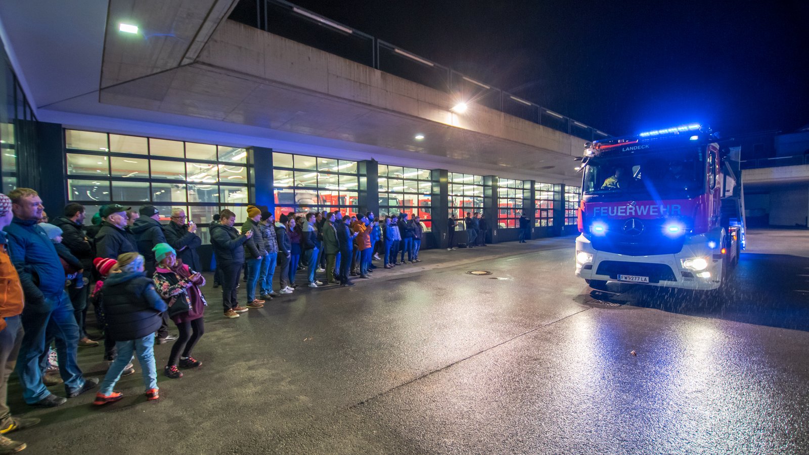 Bilder vom Fahrzeugempfang