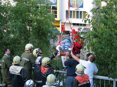 Personenbergung nach Verdacht auf Wirbelverletzung