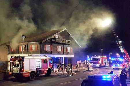 Brand in einem Einfamilienhaus in Fließ (Neuer Zoll)