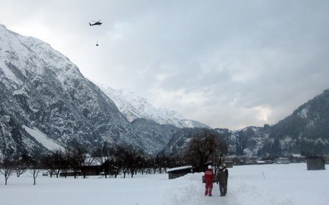 schneeeinsatz_heli_26.jpg