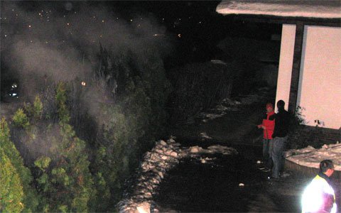 Brand einer Hecke in Landeck