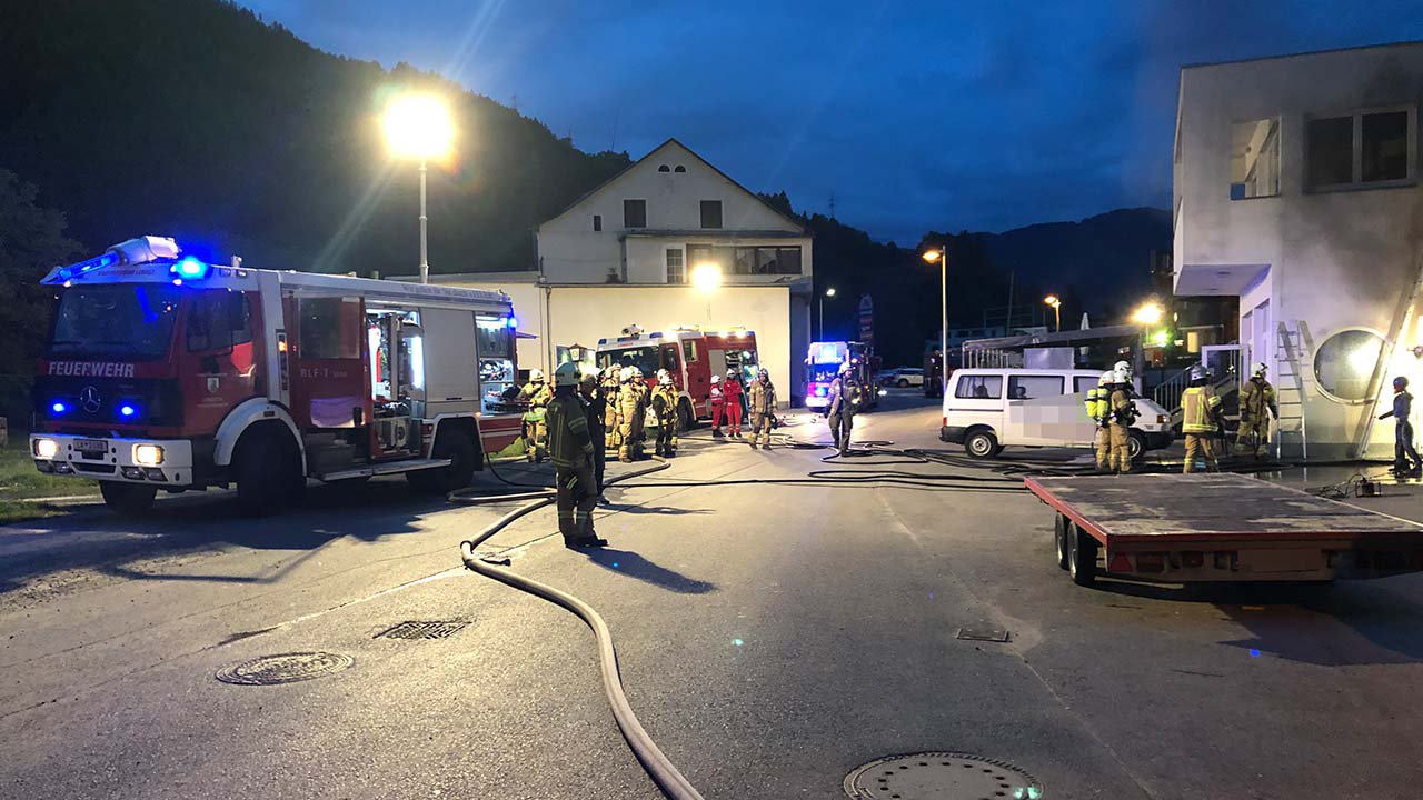 Garagenbrand-Bruggen-13.jpg