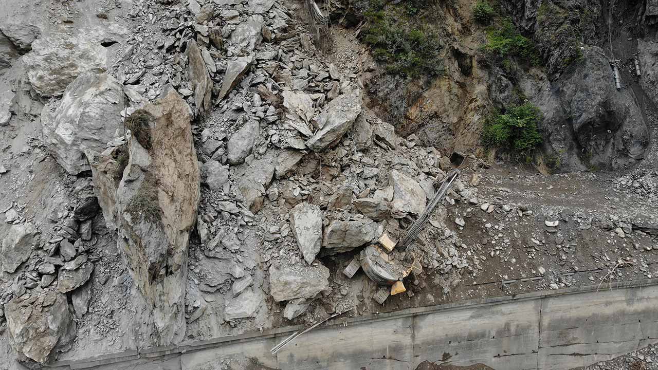 felssturz-baustelle-schlossgalerie-04.jpg