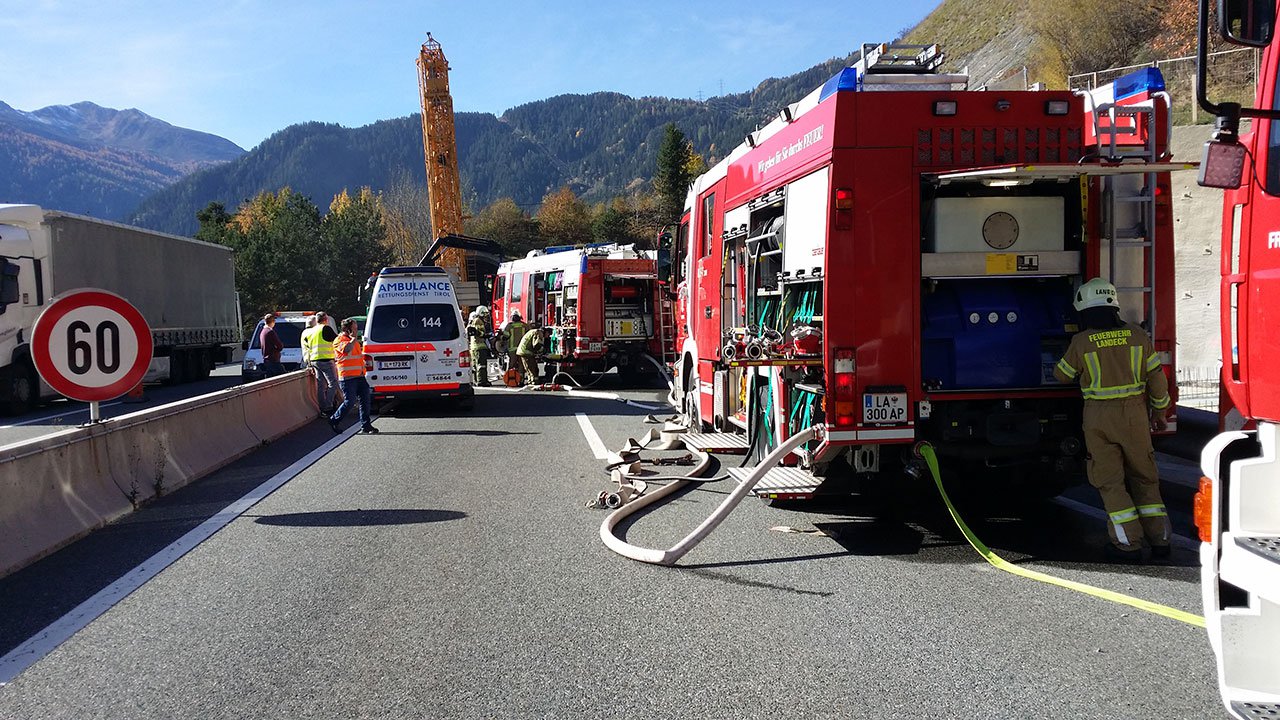 PKW-Brand_Elektrofahrzeug15.jpg