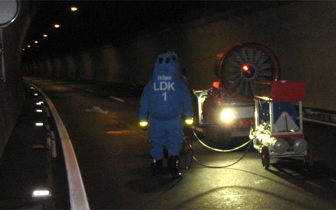 tunnelueb_pians8.jpg